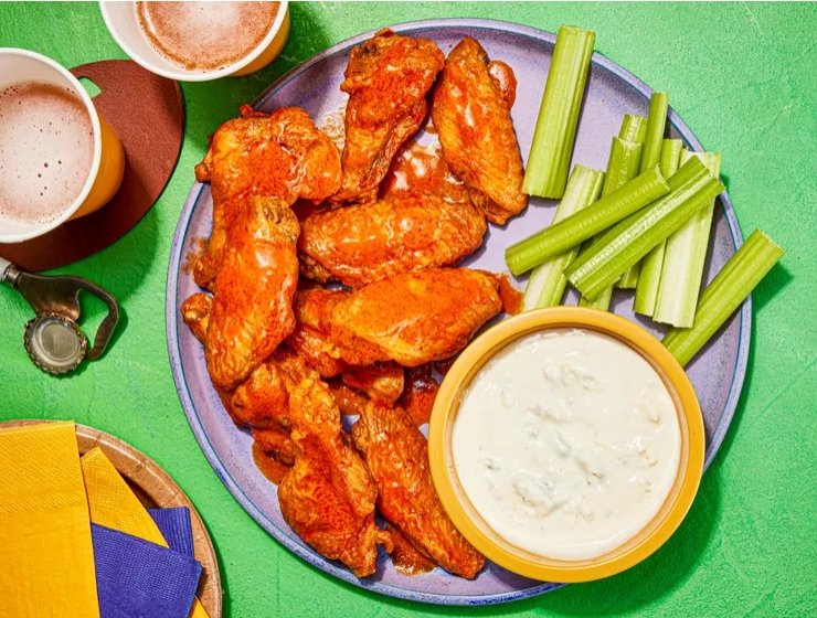 Crispy, Fiery, and Unapologetically Indulgent: Why Air-Fried Buffalo Wings Are Still the Real Deal