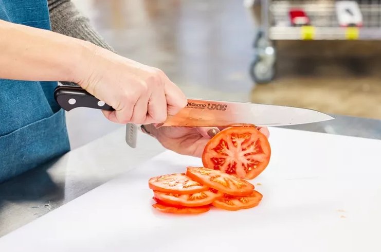 The Art and Precision of Japanese Knives: A Guide to the Best Blades in 2025